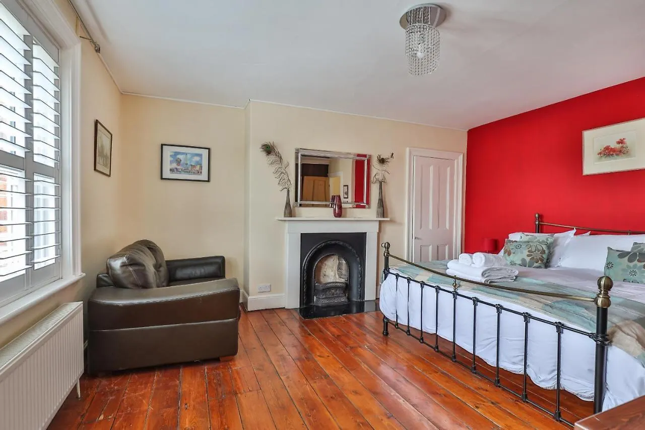 Finest Retreats - Adventure House Villa Whitby 0*,  United Kingdom