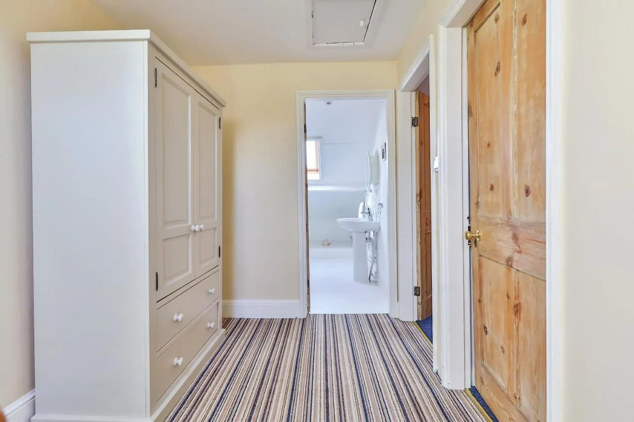 Finest Retreats - Adventure House Villa Whitby Holiday home