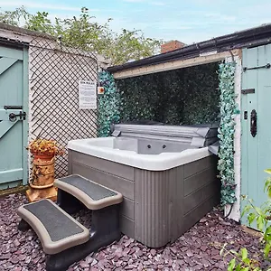 Holiday home Host & - Allium House, Whitby