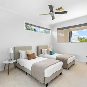 https://mt-coolum-family-friendly-beach-house.queenslandhotels.net